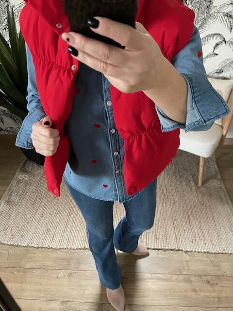 Chemise en jean coeurs brodés – Image 2