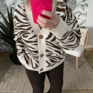 Gilet à motifs zèbre marron et beige