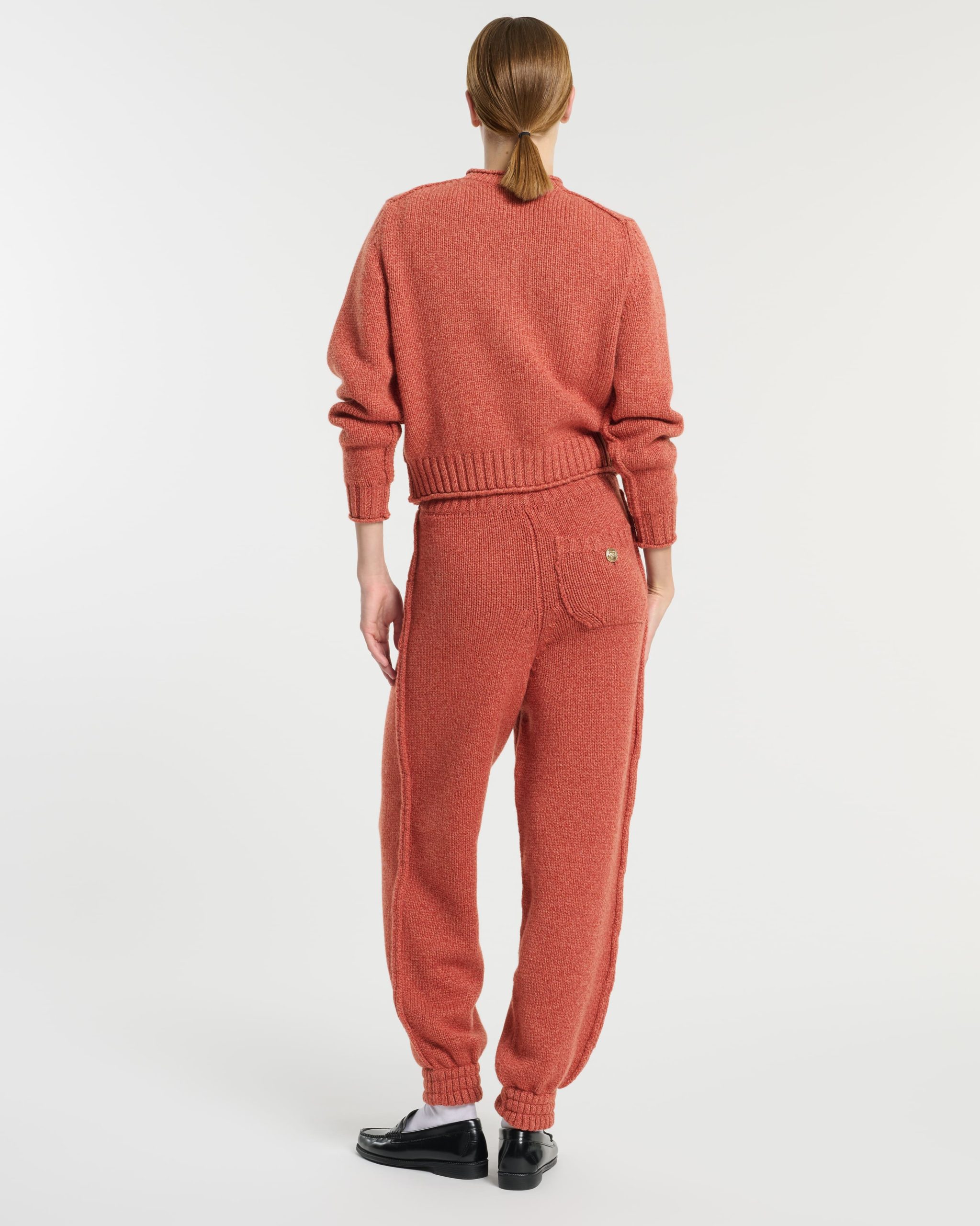 Cardigan épais en cachemire à boutons dorés – Image 5